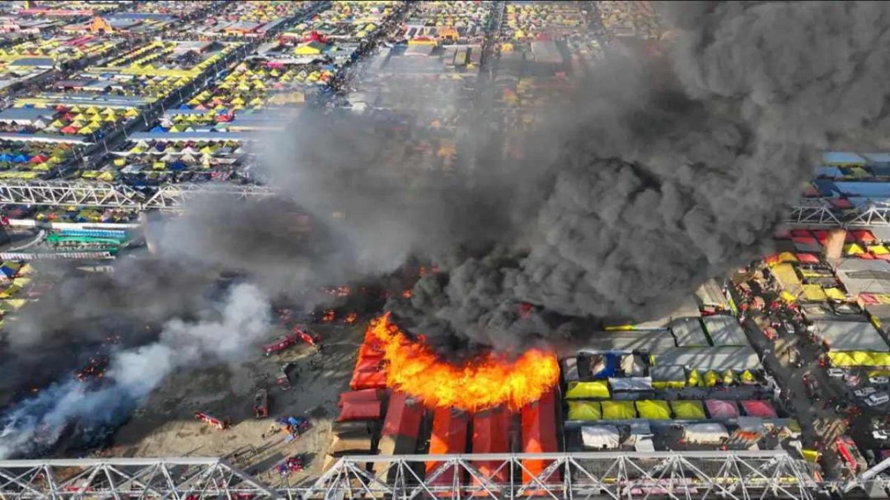 Prayagraj Mahakumbh Fire