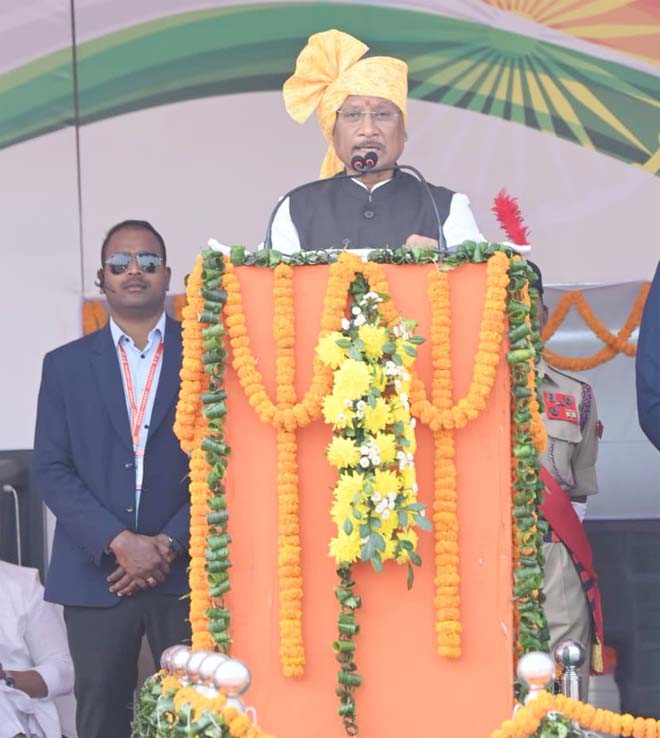 संविधान, लोकतंत्र और सुशासन के रास्ते विकसित छत्तीसगढ़ का निर्माण सरकार का संकल्प : मुख्यमंत्री विष्णु देव साय