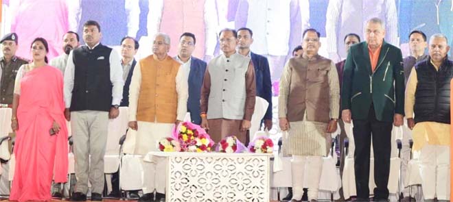 वन्देमातरम गीत आजादी का शस्त्र : मुख्यमंत्री विष्णु देव साय