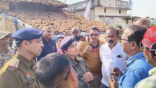 धर्मांतरण को लेकर मचा बवाल : ग्रामीणों को दिया जा रहा लालच, हिंदू संगठन ने विदेशी फंडिंग मिलने का लगाया आरोप