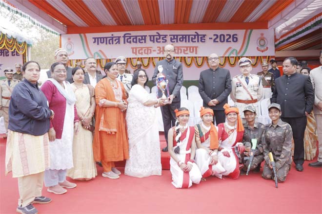 राजधानी रायपुर में हर्षाेल्लास के साथ मनाया गया 77वां गणतंत्र दिवस