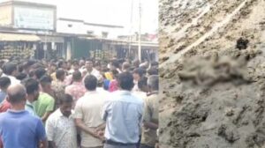 युवती की हत्या के बाद गुस्साए परिजनों ने किया जोरदार प्रदर्शन, आरोपियों को फांसी की सजा देने की मांग