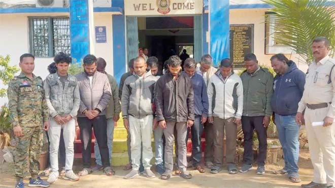 अश्लील डांस मामले में बड़ी कार्रवाई, पुलिस ने आयोजन समिति के 14 लोगों को किया गिरफ्तार