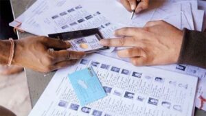 छत्तीसगढ़ के 64 लाख से ज्यादा वोटर्स को चुनाव आयोग का नोटिस, ऐसी क्या हुई गड़बड़ी?