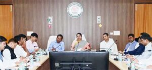 अंतरराज्यीय सीमाओं पर स्थित आबकारी जांच चौकियों को अन्य राज्यों की मदिरा के विरुद्ध विशेष अभियान चलाए : आबकारी आयुक्त
