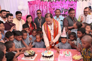 बच्चों के चेहरों की मुस्कान बना मुख्यमंत्री विष्णुदेव साय के जन्मदिन का सबसे बड़ा उपहार