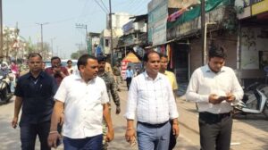एक्शन मोड में कलेक्टर : परीक्षा केंद्र, अस्पताल और सड़कों का औचक निरीक्षण, दुकानदारों को सीमा के भीतर सामान रखने के दिए सख्त निर्देश