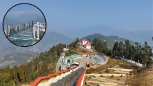 छत्तीसगढ़ की मीडिया टीम ने भारत के पहले ग्लास स्काईवॉक का किया दौरा, सिक्किम के प्रतिष्ठित बौद्ध सर्किट का भी किया अवलोकन