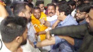 शराब घोटाला मामले में जमानत पर रायपुर जेल से बाहर आए कवासी लखमा, बोले “मुझे न्यायपालिका पर भरोसा”