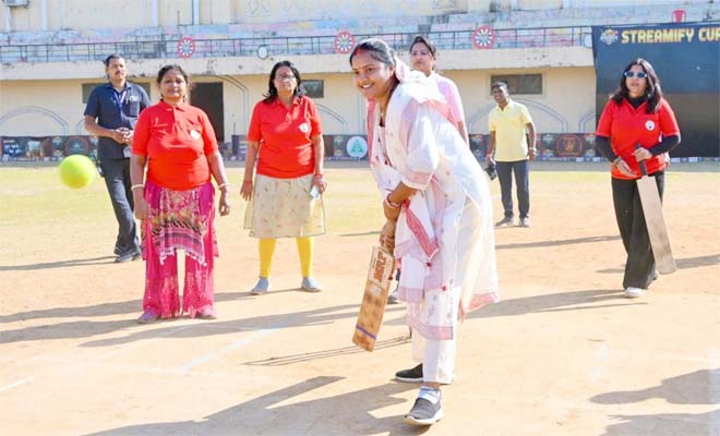 खेल मड़ई बना स्वास्थ्य और सौहार्द का मंच : मंत्री श्रीमती लक्ष्मी राजवाड़े