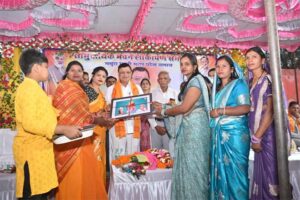 उद्योग मंत्री श्री लखन लाल देवांगन ने मथुरा माली मरार पटेल समाज को दी 10 लाख के सामुदायिक भवन की सौगात