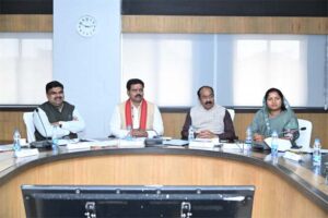 उपमुख्यमंत्री विजय शर्मा ने कहा “राजनीति मतभेद का विषय, मनभेद का नहीं”