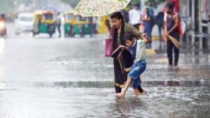 छत्तीसगढ़ में 2 दिन आंधी-बारिश का अलर्ट, मैनपाट में गिरे ओले, रायपुर से बिलासपुर तक छाए रहेंगे बादल