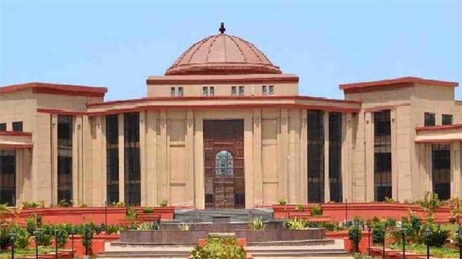 रेलवे कर्मचारी के दत्तक पुत्र होने की याचिका को हाई कोर्ट ने किया खारीज, रेलवे की अपील मंजूर