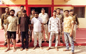 नशे के खिलाफ पुलिस की बड़ी कार्रवाई, ब्राउन शुगर के साथ भाजपा पार्षद समेत 5 आरोपी गिरफ्तार