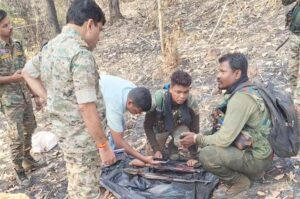 मोहला-मानपुर में नक्सल सामान बरामद, डीआरजी और आईटीबीपी को मिली सफलता