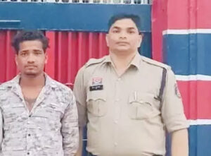 “तुम मेरी हो और तुम्हें किसी… : एक तरफा प्यार मे पागल प्रेमी ने नाबालिग को चाकू दिखाकर दी धमकी, सनकी आरोपी गिरफ्तार   