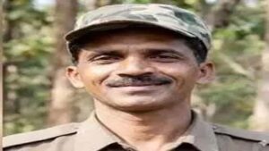 सुरक्षा बलों को मिली बड़ी सफलता : कुख्यात माओवादी सोमन्ना ने किया आत्मसमर्पण