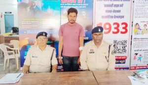 टांगी से किया जानलेवा हमला : गंभीर हालत मे अस्पताल मे कराया भर्ती, पुलिस ने आरोपी को दबोचा