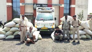 पिकअप में छिपाकर ले जा रहे थे 2.14 करोड़ का अफीम पोस्त, पुलिस के जाल में फंसे दो अंतरराज्यीय तस्कर