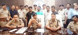चोरी का विरोध करने पर बुजुर्ग दंपत्ति को उतारा था मौत के घाट, नकली बाल और मास्क लगाकर घुसे थे हत्यारे, 4 गिरफ्तार