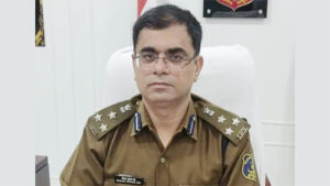 अवैध पटाखा गोदाम के खिलाफ लें तत्काल एक्शन…सरगुजा रेंज आईजी दीपक झा का पुलिस अधीक्षकों को निर्देश