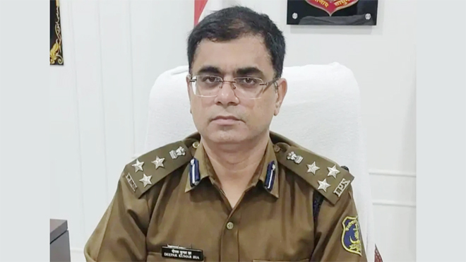 अवैध पटाखा गोदाम के खिलाफ लें तत्काल एक्शन…सरगुजा रेंज आईजी दीपक झा का पुलिस अधीक्षकों को निर्देश