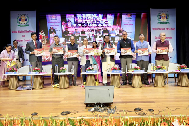 व्यक्तियों को रोजगार चाहने वाला बनने के बजाय रोजगार देने वाला बनाएं : केन्द्रीय मंत्री ओंराव