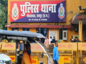 संडे बाजार में विवाद : ठेले से चाकू उठाकर युवक पर जानलेवा हमला, हालत गंभीर