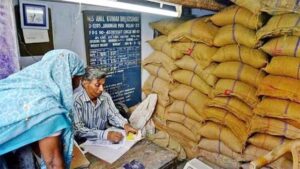 पीडीएस की व्यवस्था सुचारू रूप से संचालित, उचित मूल्य दुकानों में चावल की पर्याप्त उपलब्धता