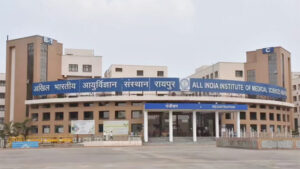 रायपुर एम्स का जवाब – ‘नो बेड’, हर दिन ओपीडी में 4000 तक मरीज, दूसरे अस्पताल किया जा रहा रेफर, जानें क्या मामला