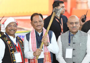 लाल किला मैदान से गूंजा जनजातीय गौरव का स्वर : मुख्यमंत्री विष्णुदेव साय बोले – जनजातीय समाज दुनिया को सिखा सकता है प्रकृति संग विकास