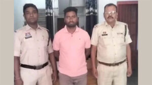अयोध्या तीर्थ यात्रा के नाम पर 75 ग्रामीणों से लाखों की ठगी, फरार आरोपी को पुलिस ने किया गिरफ्तार