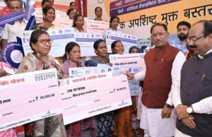 स्ट्रीट वेंडर्स के सपनों को मिली नई उड़ान : छत्तीसगढ़ में 1.12 लाख से अधिक वेंडर्स को मिला आर्थिक संबल