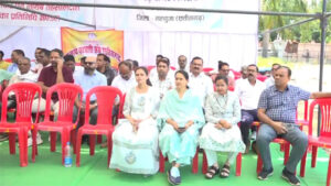तहसीलदारों की हड़ताल खत्म, आज से काम पर लौटेंगे, सरकार से चर्चा के बाद लिया फैसला