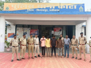 चरित्र शंका के कारण युवक की पत्थर से कुचलकर निर्मम हत्या, चार आरोपी गिरफ्तार