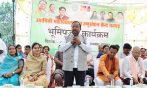 मंत्री नेताम ने 23.03 करोड़ रुपये की लागत से उद्यानिकी महाविद्यालय एवं अनुसंधान केंद्र का किया भूमिपूजन, कहा- कृषि शिक्षा और अनुसंधान से सशक्त होंगे किसान एवं युवा