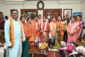 राष्ट्रीय पिछड़ा वर्ग आयोग अध्यक्ष साध्वी निरंजन ज्योति ने पिछड़ा वर्ग समाजों के प्रतिनिधियों से की मुलाकात, जानी समस्याएं