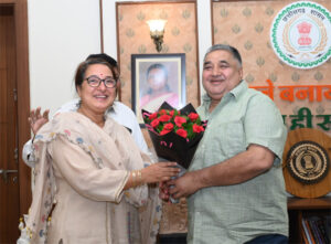 सिंधी अकादमी की अध्यक्ष सुषमा जेठानी ने मंत्री राजेश अग्रवाल से की सौजन्य मुलाकात