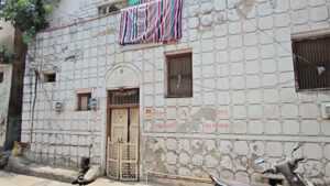 धमतरी में ठेकेदार दीपेश गांधी के घर पर ईडी की रेड, दस्तावेजों की कर रहे जांच