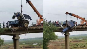 बड़ा हादसा : रेलिंग तोड़कर हवा में लटका रेत से भरा ट्रैक्टर, चालक ने कूदकर बचाई जान