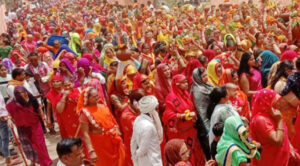 भागवत कथा मे चोरों ने मचाया कोहराम : कलश यात्रा के दौरान 5 महिलाओ के गले से खींची सोने की चेन, एफआईआर दर्ज