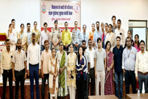 बिलासपुर पुलिस की बड़ी पहल, यातायात नियमों से जुड़े कड़े दिशा-निर्देश जारी, छात्र सुरक्षा और नशामुक्त परिसर के लिए स्कूलों-कॉलेजों को कड़े निर्देश