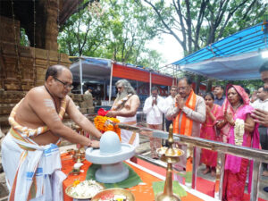 मुख्यमंत्री विष्णुदेव साय ने भोरमदेव धाम में की पूजा-अर्चना, प्रदेश की सुख-समृद्धि के लिए की मंगलकामना