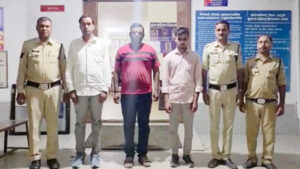 फर्जी एसीबी गिरोह का पर्दाफ़ाश : आबकारी अधिकारी से कर रहे थे नकदी व शराब की वसूली, 3 आरोपी गिरफ्तार