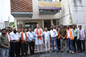 छत्तीसगढ़ राज्य केश शिल्पी कल्याण बोर्ड के नवनियुक्त अध्यक्ष गौरीशंकर श्रीवास एवं सदस्य देवशरण सेन ने संभाला पदभार