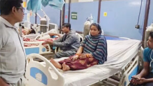 ’फूटू’ बनी मुसीबत : सब्जी खाने के बाद एक ही परिवार के 8 लोग फूड पॉइजनिंग का हुए शिकार, इलाज जारी