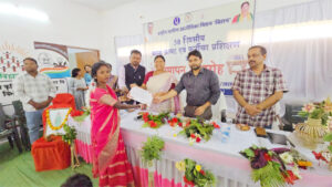 जैशक्राफ्ट के तहत 30 दिवसीय बांस एवं फर्नीचर निर्माण प्रशिक्षण सम्पन्न, 50 महिलाओं को मिला प्रशिक्षण प्रमाण-पत्र
