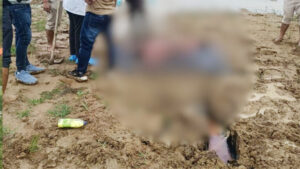 लापता छात्र की हत्या! खेत में दफन मिला शव, एक संदिग्ध हिरासत में, गांव दशहत का माहौल