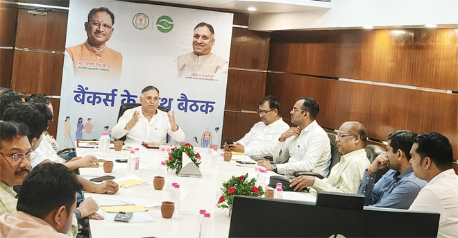 11 हजार दिव्यांगजनों को स्वरोजगार के लिए मिलेगा ऋण, कौशल प्रशिक्षण भी होगा अनिवार्य : लोकेश कवाडि़या